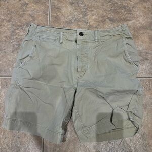 american eagle khaki shorts